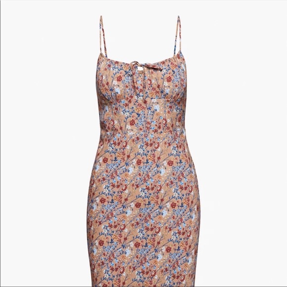 Wilfred Bellow Midi Dress
